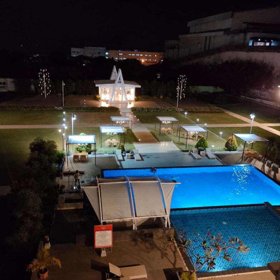 Naka Hotel Kupang Exterior foto